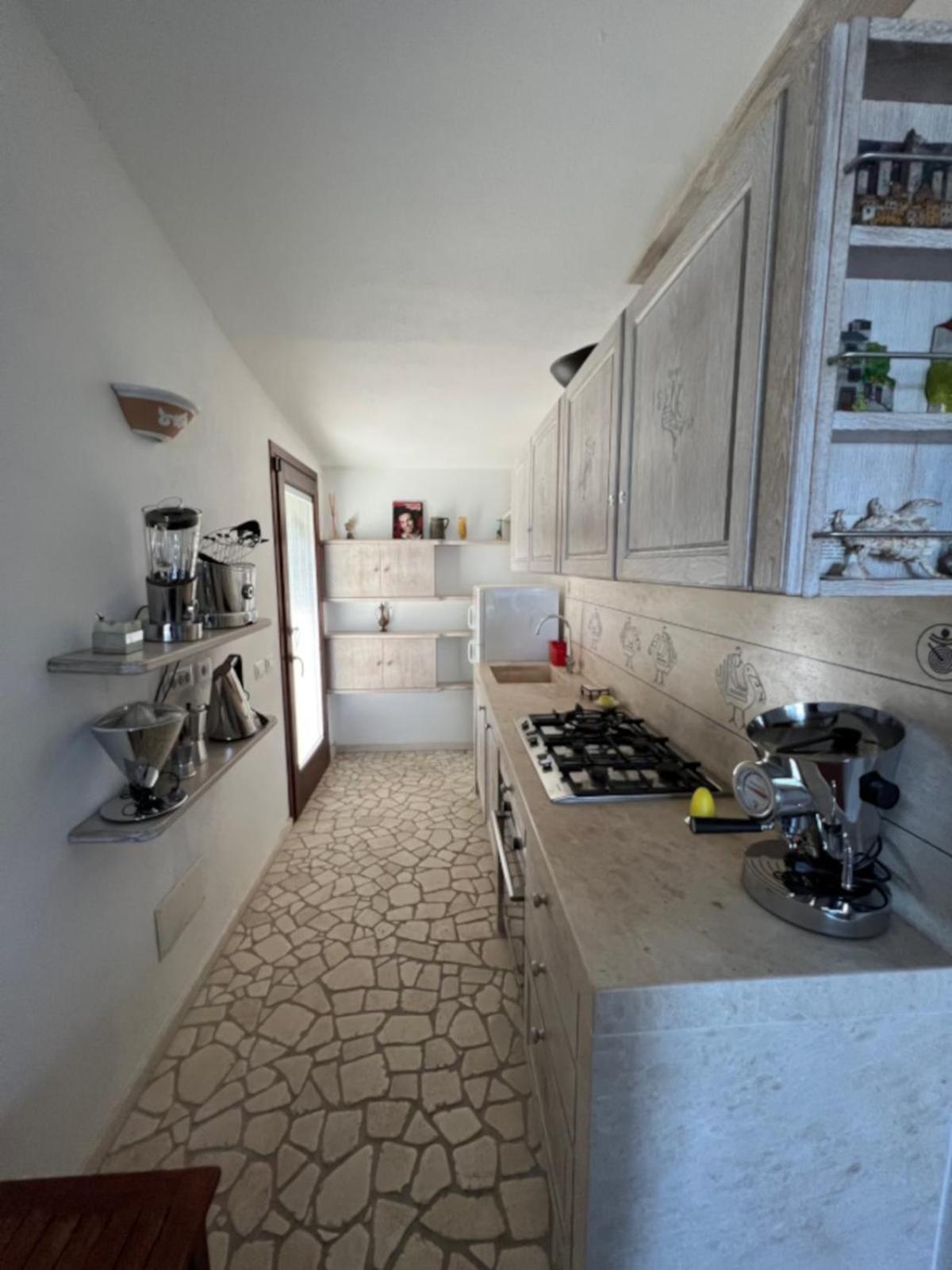 Sunrise House Villa San Teodoro  Exteriör bild
